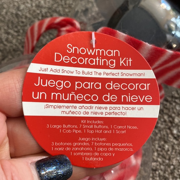 Snowman Decorating Kit - Picture 2 of 2